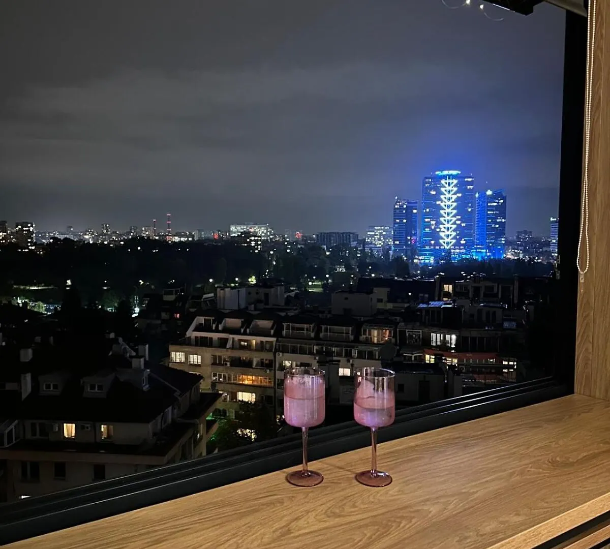 Blue Iris, 2Br, Workspace, Jacuzzi And Stunning Views Sofia