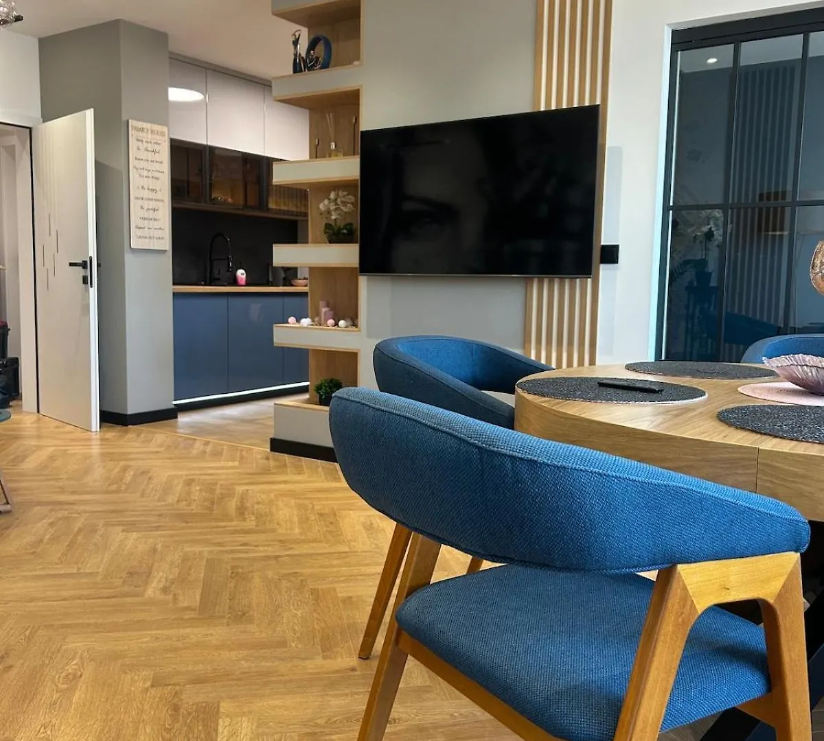 Blue Iris, 2Br, Workspace, Jacuzzi And Stunning Views Sofia 0*,