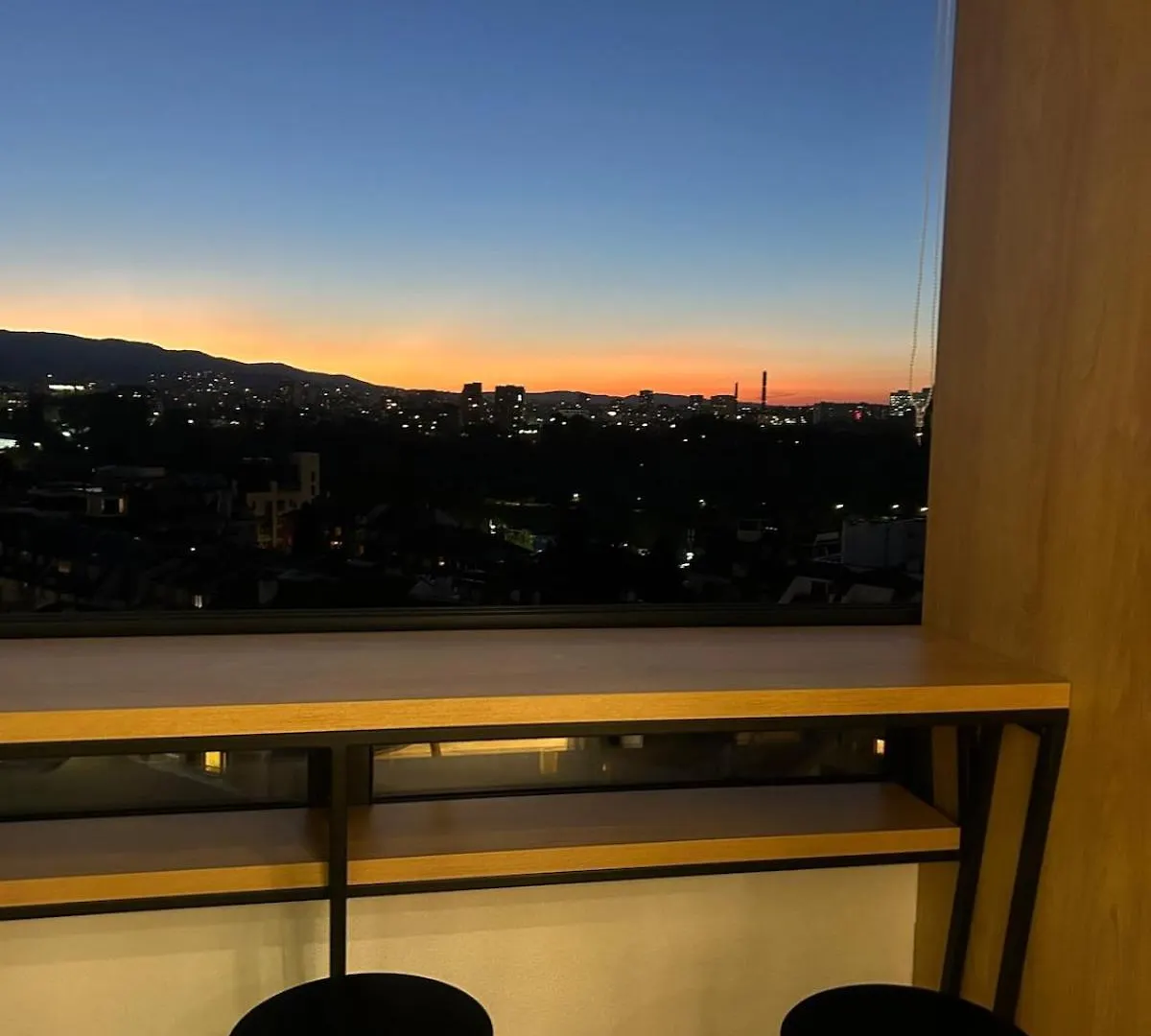 Blue Iris, 2Br, Workspace, Jacuzzi And Stunning Views Sofia