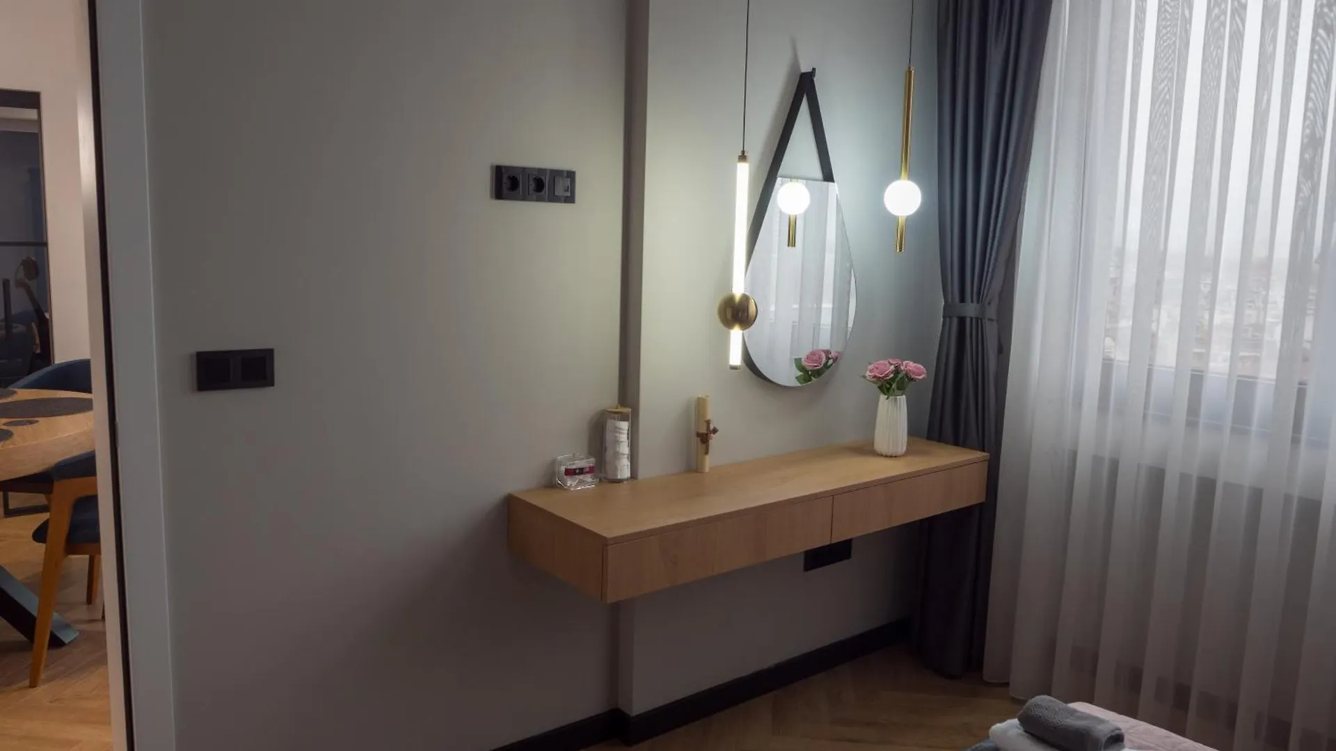 Blue Iris, 2Br, Workspace, Jacuzzi And Stunning Views Sofia Appartement